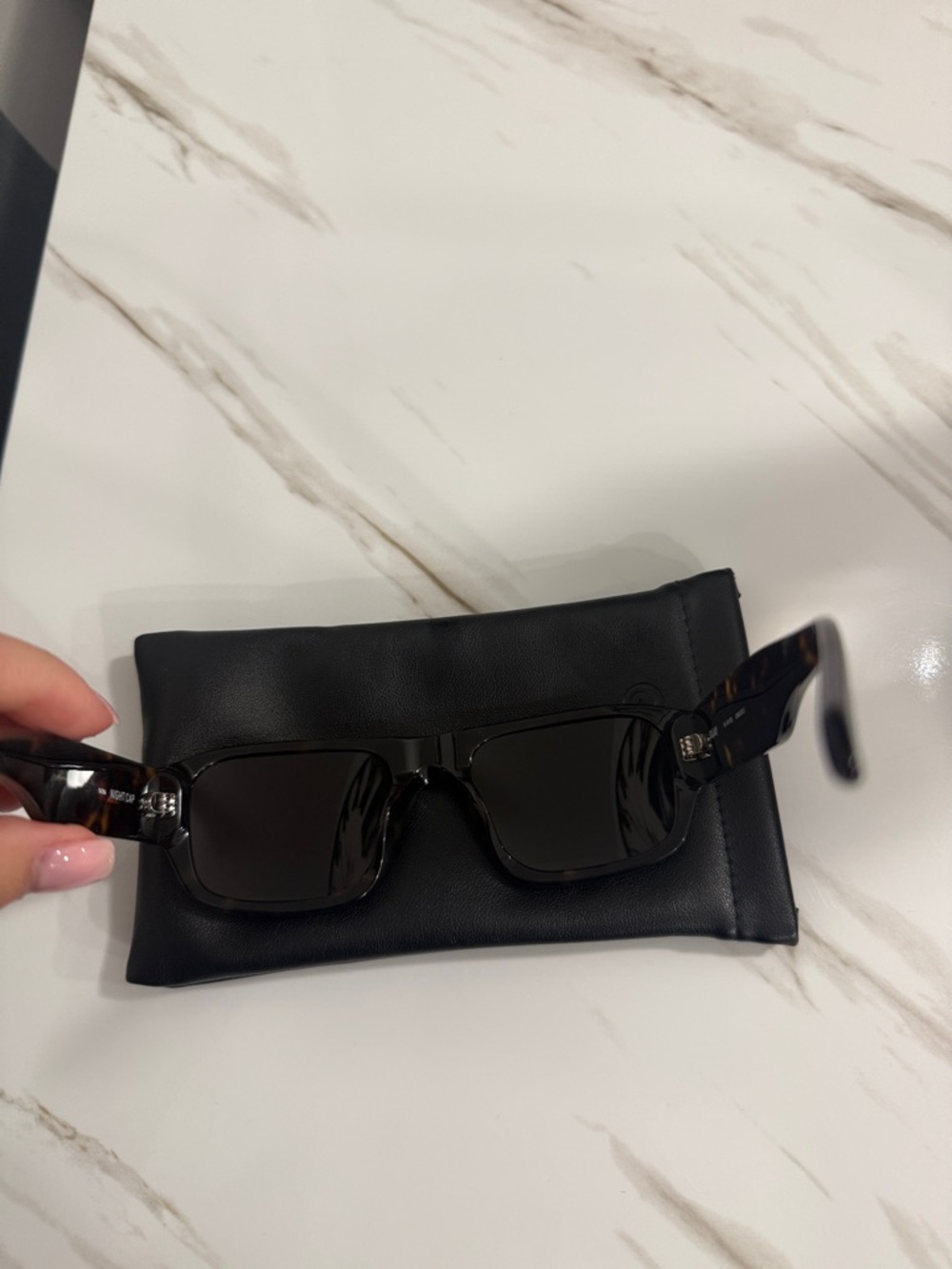 Quay Tortoise Rectangular Sunglasses - Picture 3 of 3